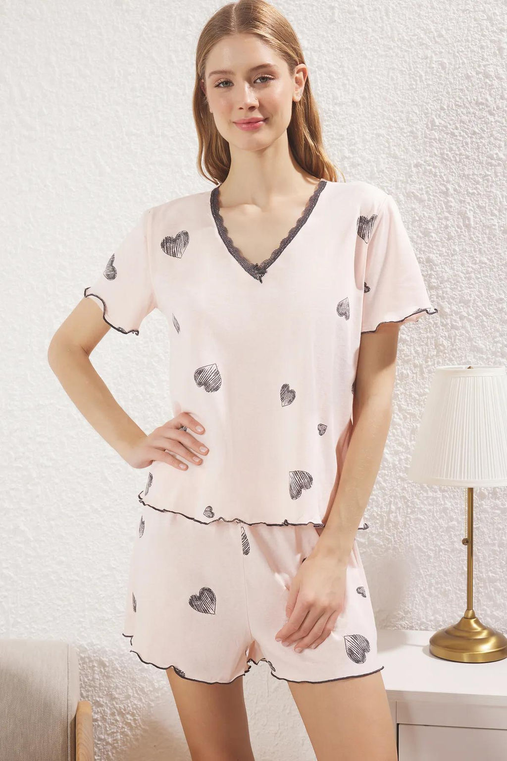 Trendyolmilla Beyaz 100% Pamuklu Kalpli Dantel ve Baby Overlok Detayl? Sortlu Orme Pijama Tak?m? THMSS25PT00396 фото 8