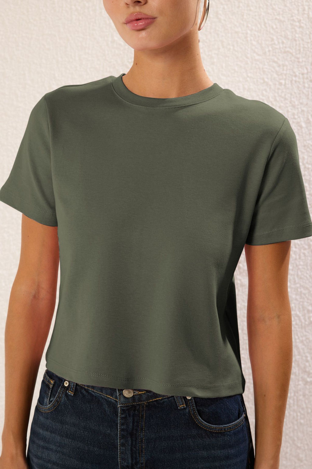 Haki Kal?n Pamuklu Tok Kumasl? Bisiklet Yaka K?sa Kol Regular Kesim Orme T-Shirt TWOSS25TS00002