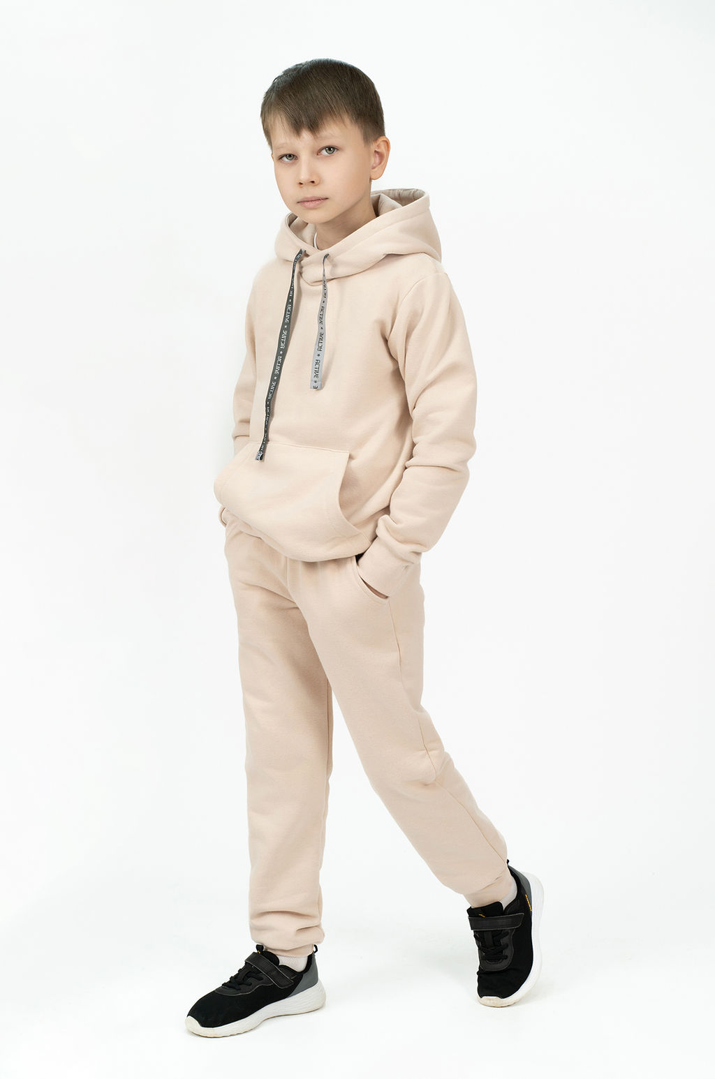 Костюм детский спортивный крем