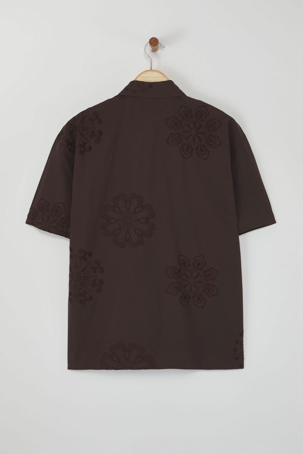 TRENDYOL MAN Limited Edition Kahverengi Regular Fit Nak?s islemeli Brode Gomlek TMNSS25GO00039 - Trendyolmilla фото 6
