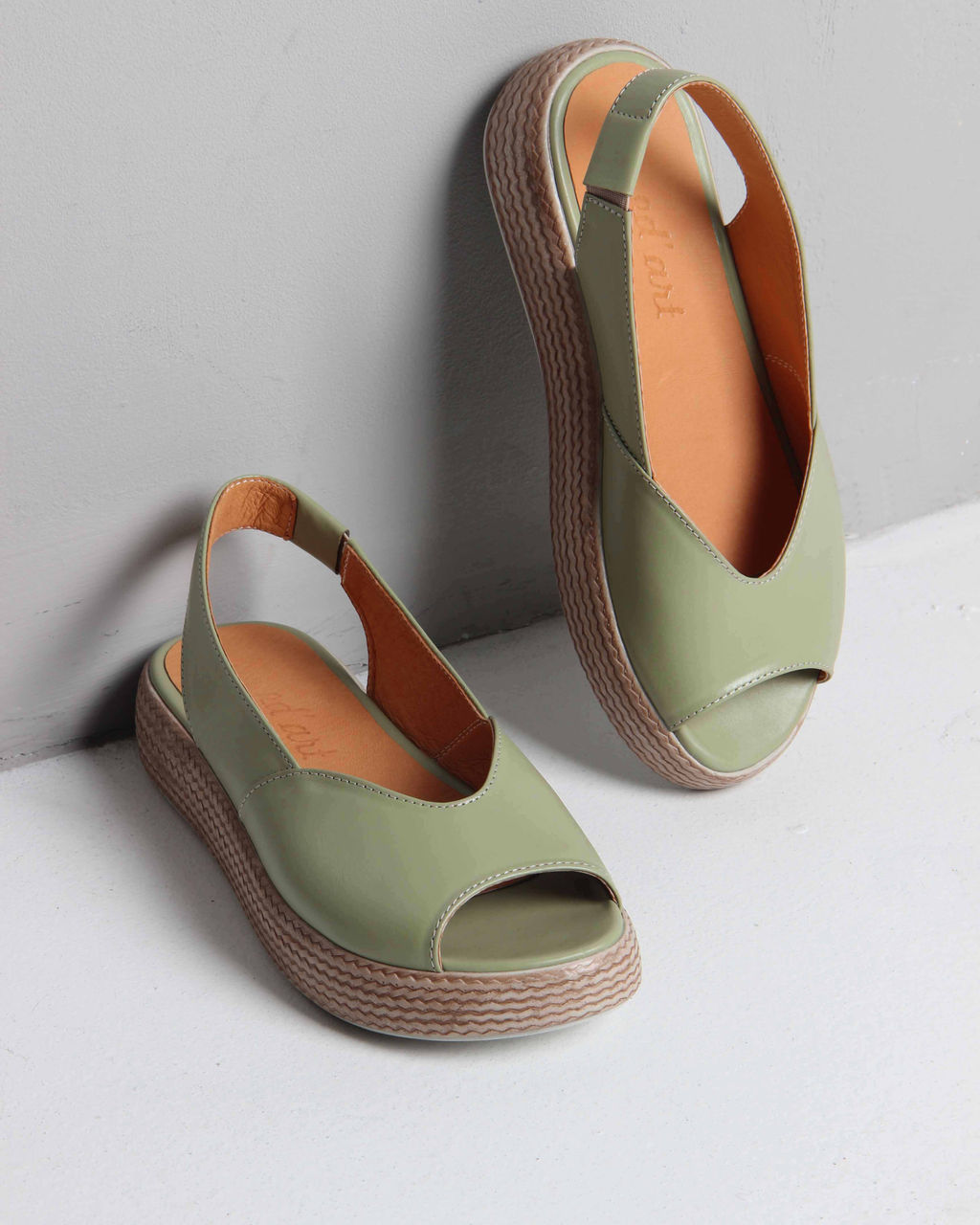 Босоножки 1042.2530be. Авокадо