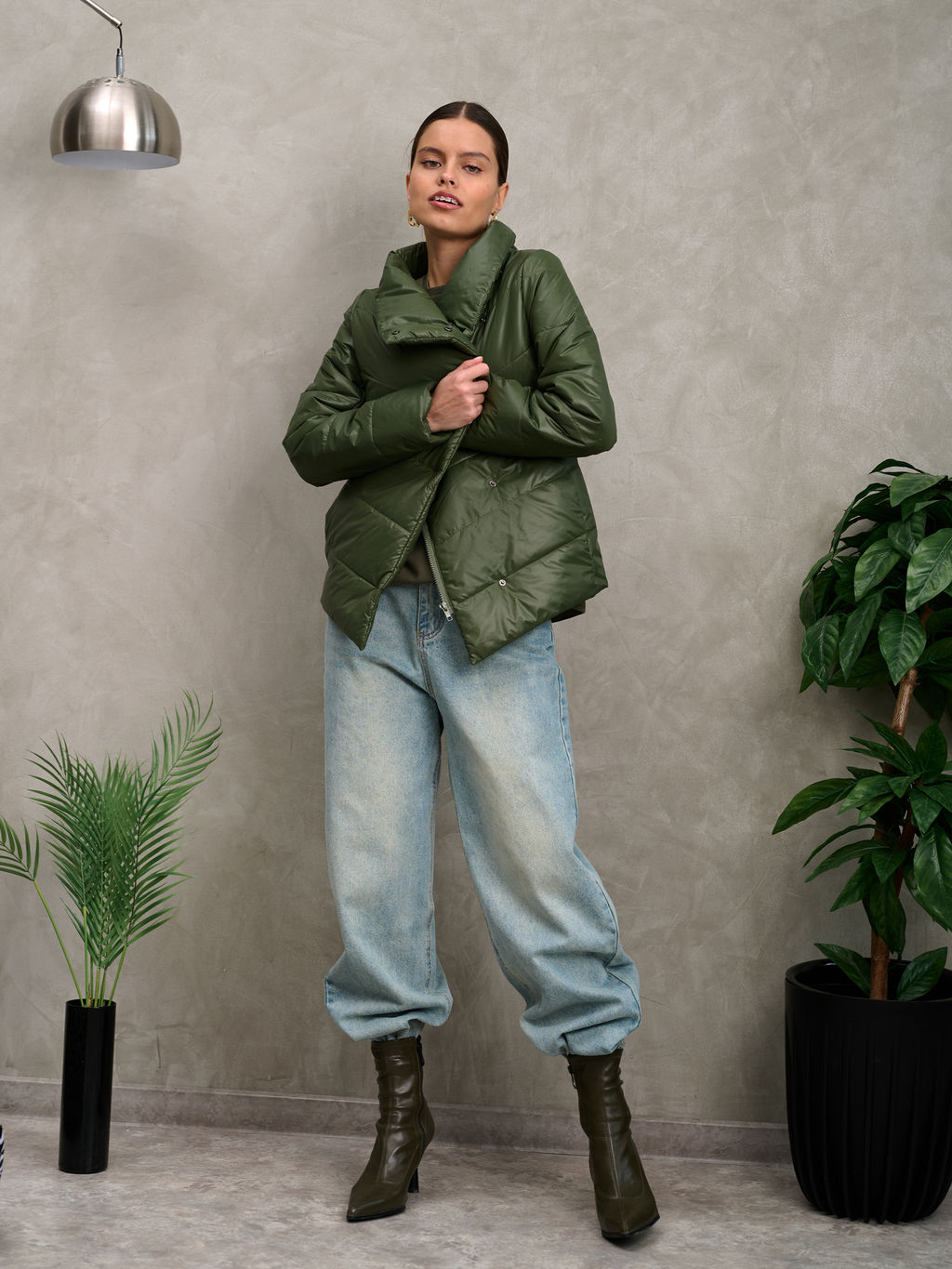 Куртка женская "Асимметрия" хаки