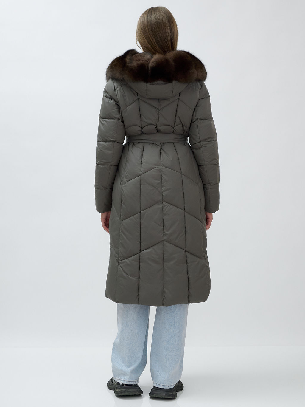 Пальто женское зимние с мехом песец люкс класса серого цвета 625Sr