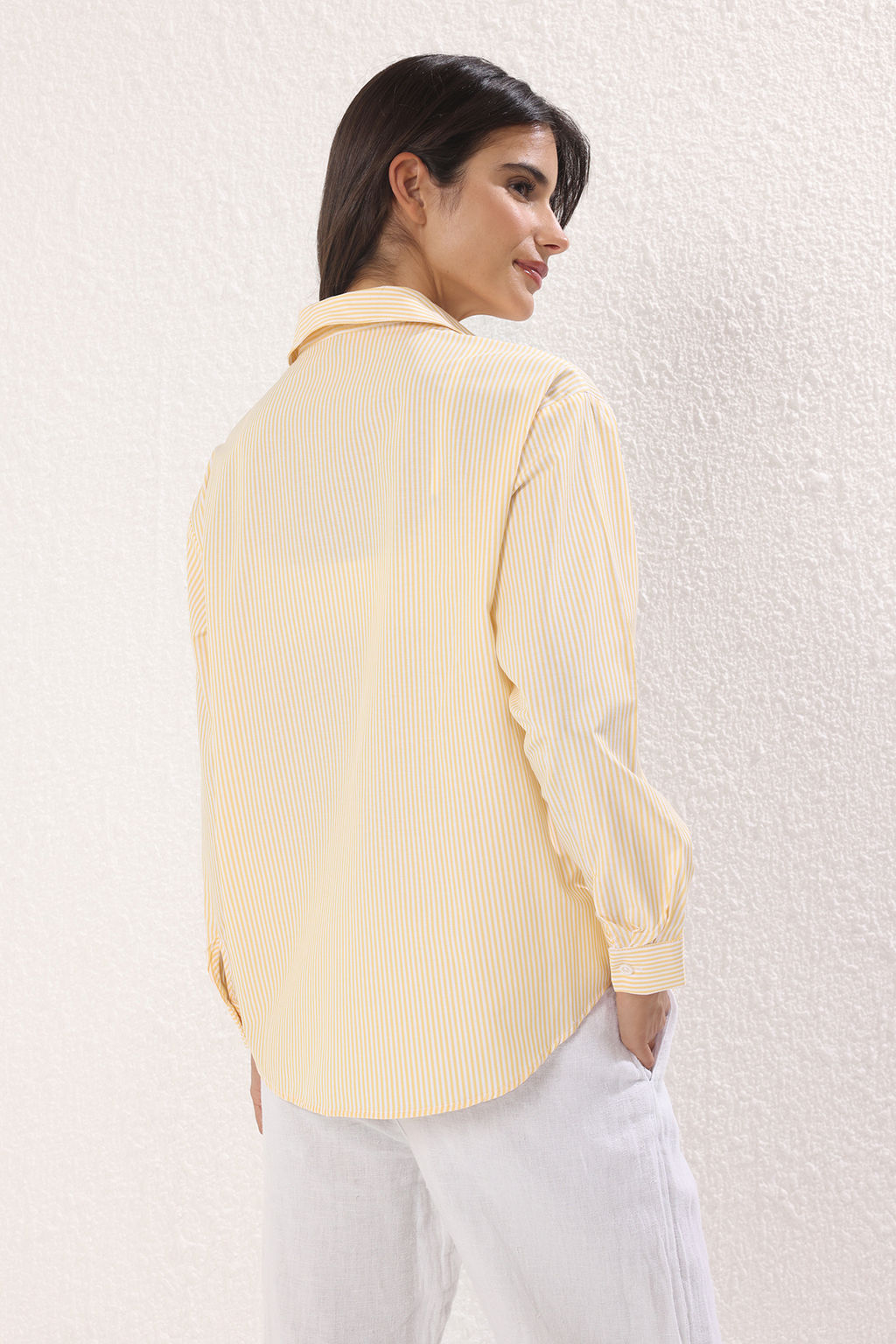 TRENDYOLMILLA Mavi Cizgili Cep Detayl? Oversize/Genis Kal?p Dokuma Gomlek TWOAW23GO00359  фото 14