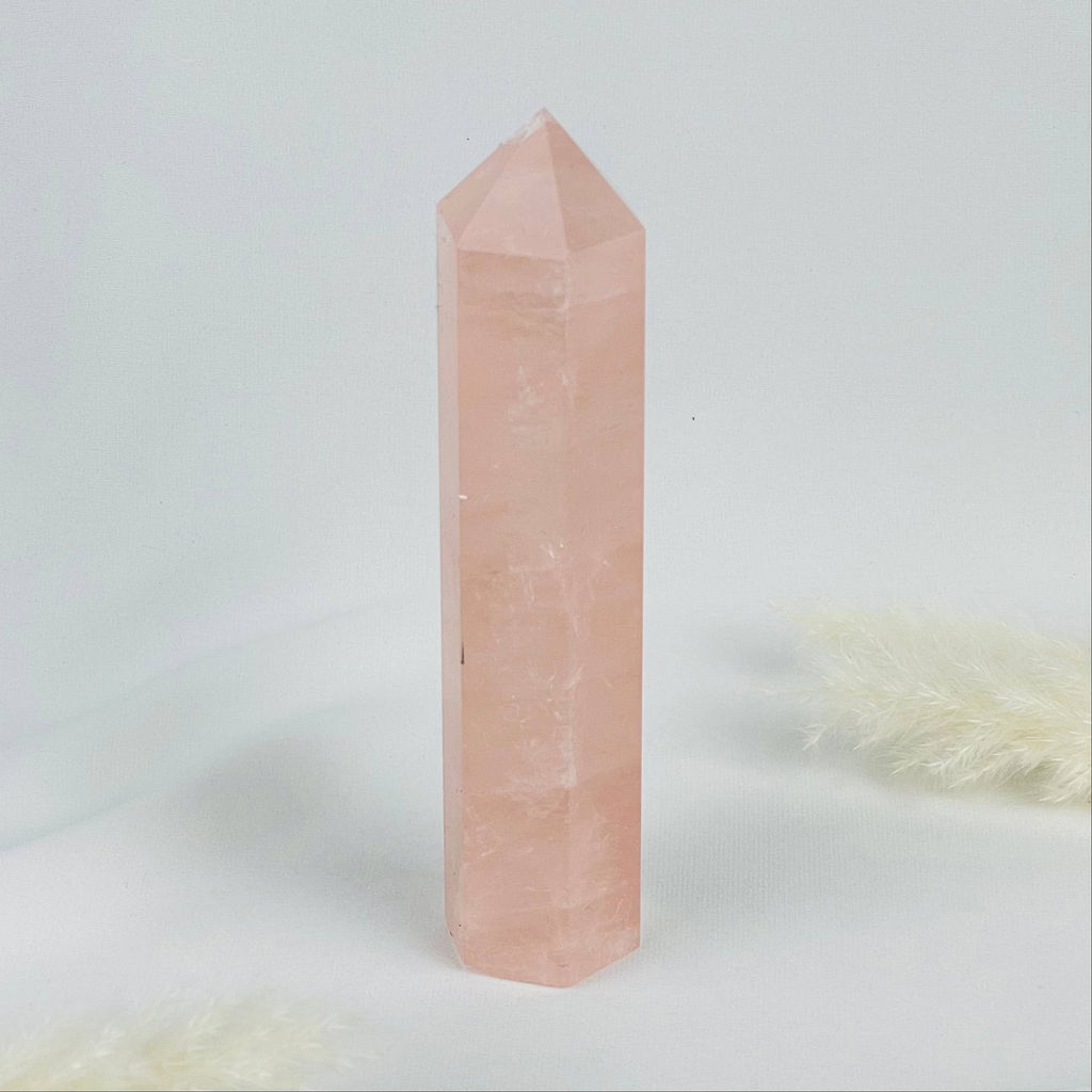 Кристалл из Розового кварца