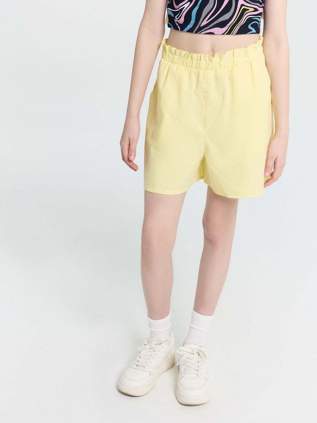 Шорты для девочек в желтом цвете - Mark formelle фото 3
