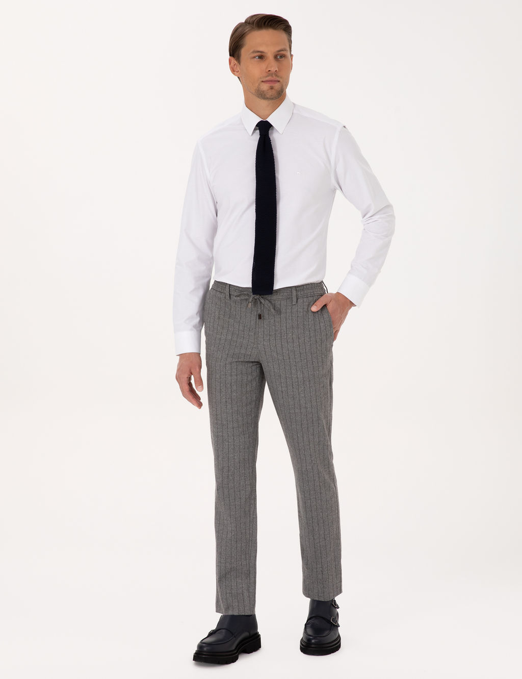Gri Ekstra Slim Fit _izgili Kuma_ Pantolon