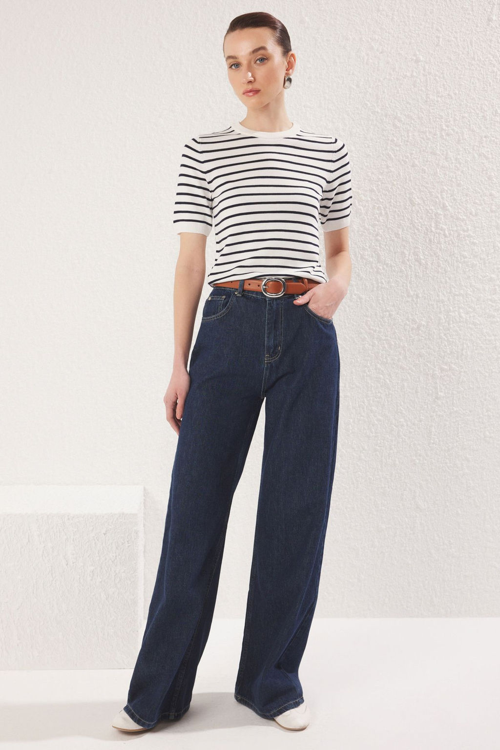 Trendyolmilla Ekru Cizgili Basic Viskon Kar?s?ml? Triko Ince Bluz TWOSS25BZ00488  фото 2