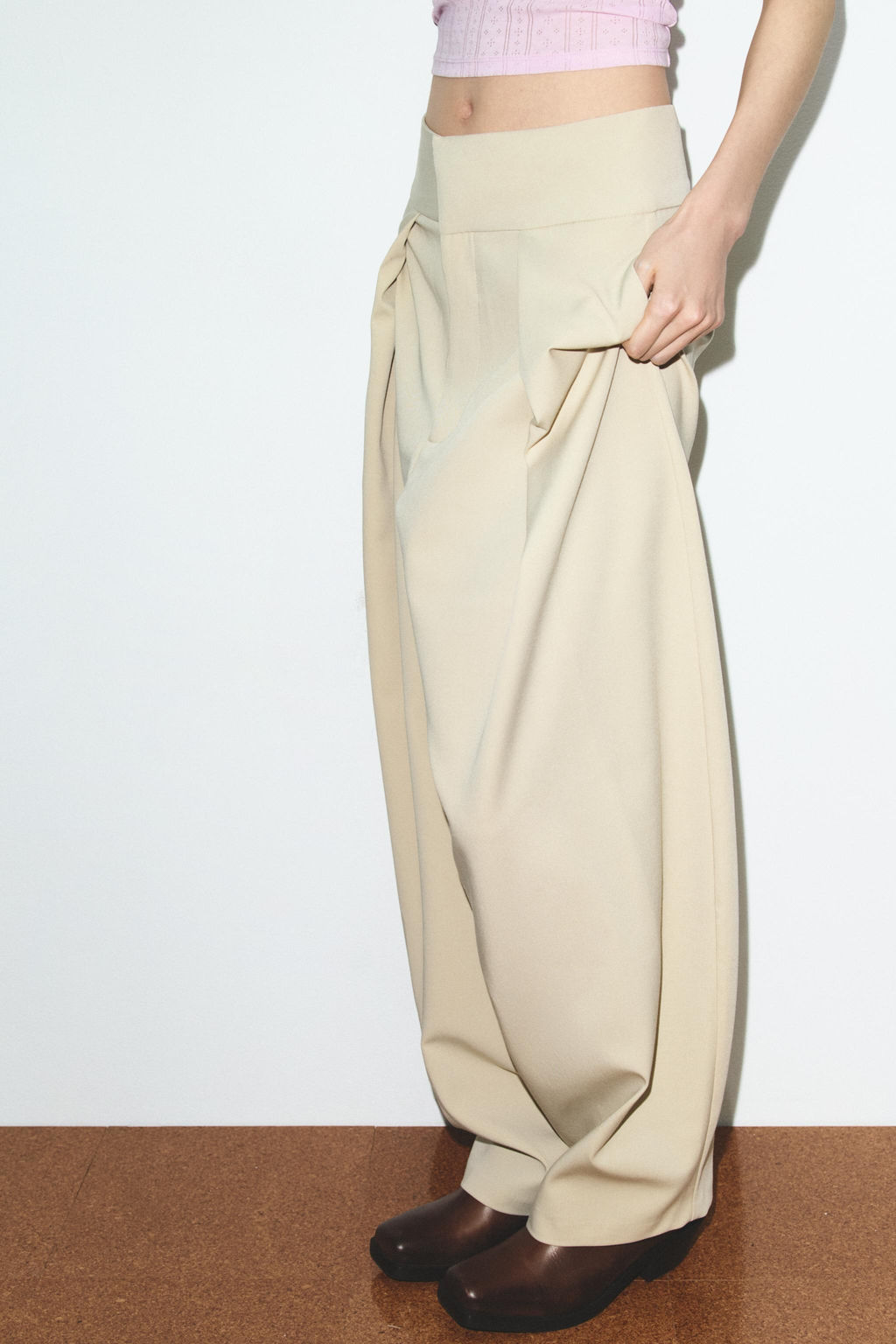 BALLOON PLEAT TROUSERS - Zara фото 4
