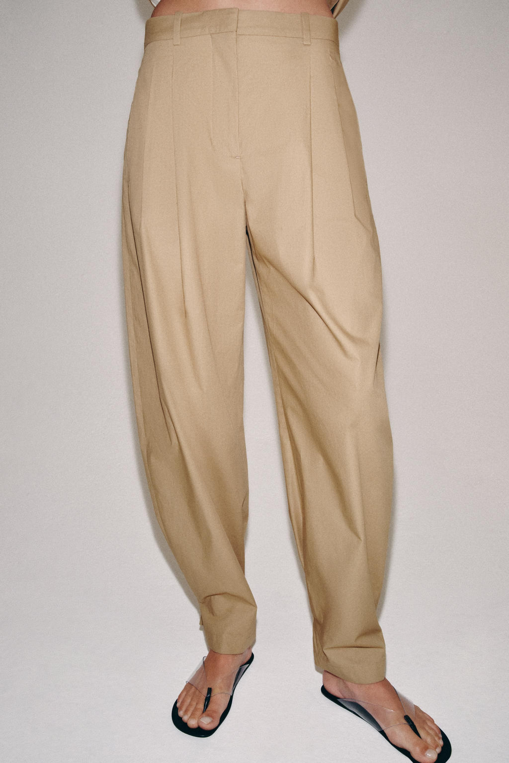 PANTAL?N PINZAS ZW COLLECTION LIMITED EDITION / Arena - Zara фото 2