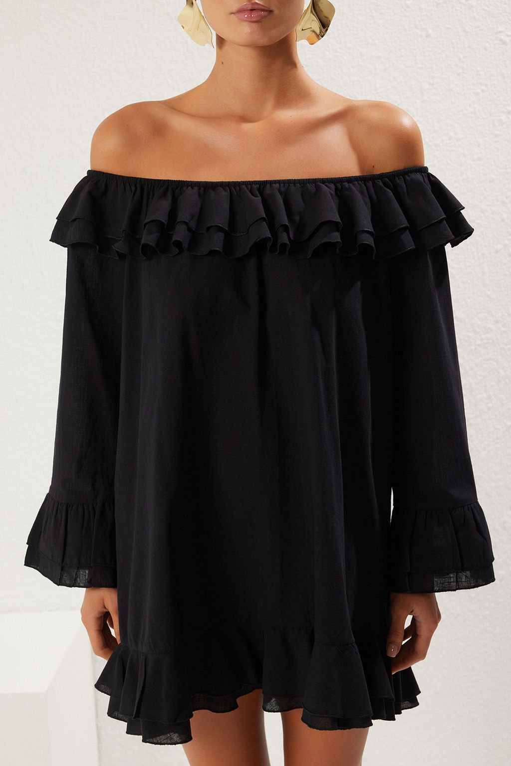 Siyah Dokuma F?rf?rl? Plaj Mini Elbise TBESS25EL00092 - Trendyolmilla фото 3