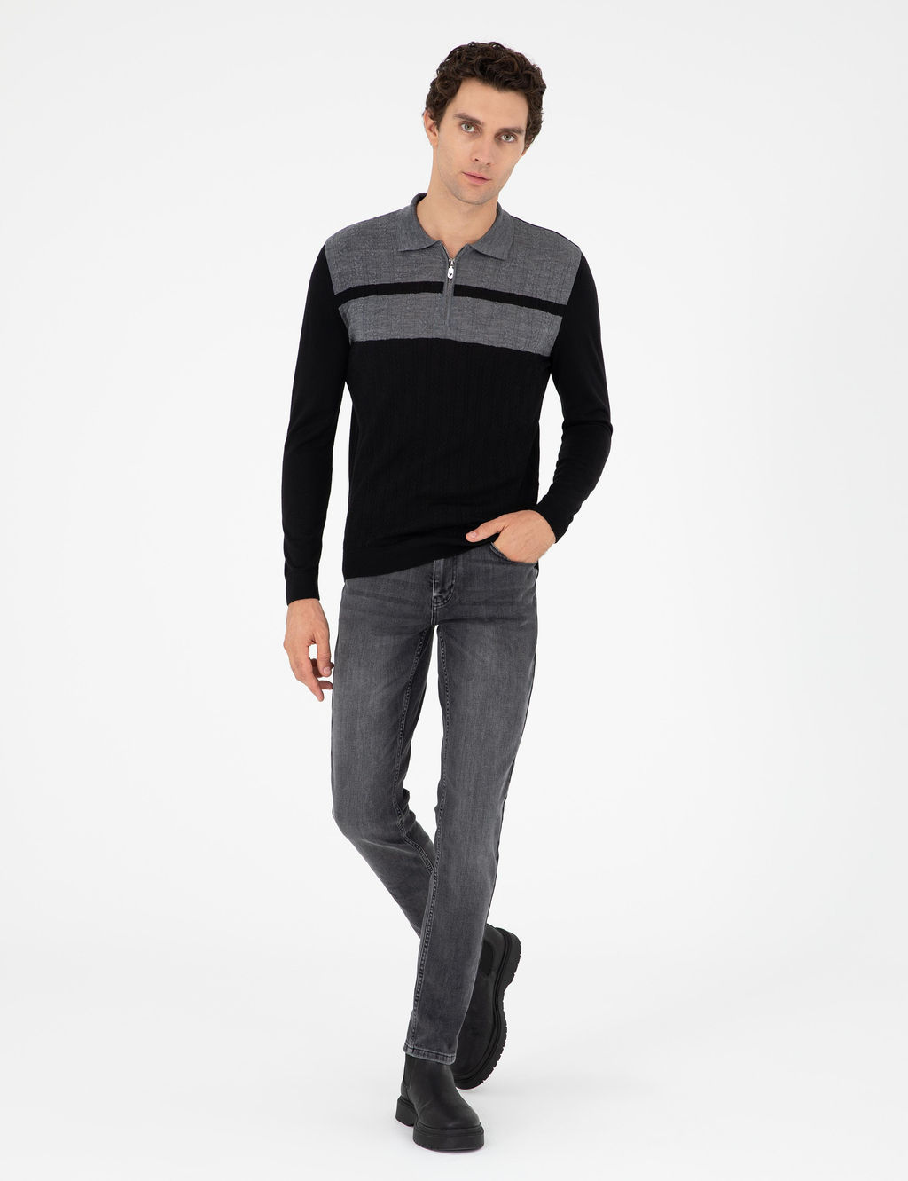 Черный трикотажный свитер приталенного кроя с воротником-поло и молнией - Cacharel фото 4