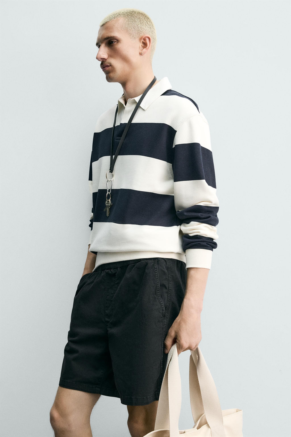 BERMUDA TWILL RELAXED FIT / Negro