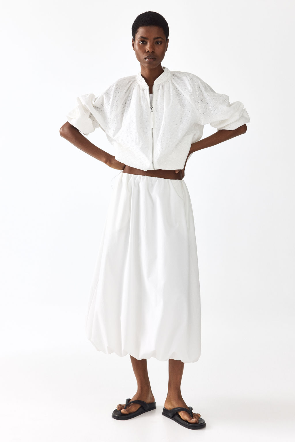 Cazadora blus?n con bordado ingl?s - H&m фото 3