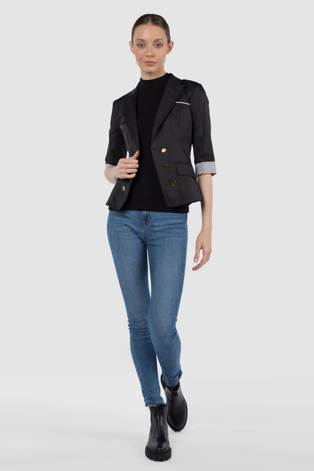 Ветровка жакет