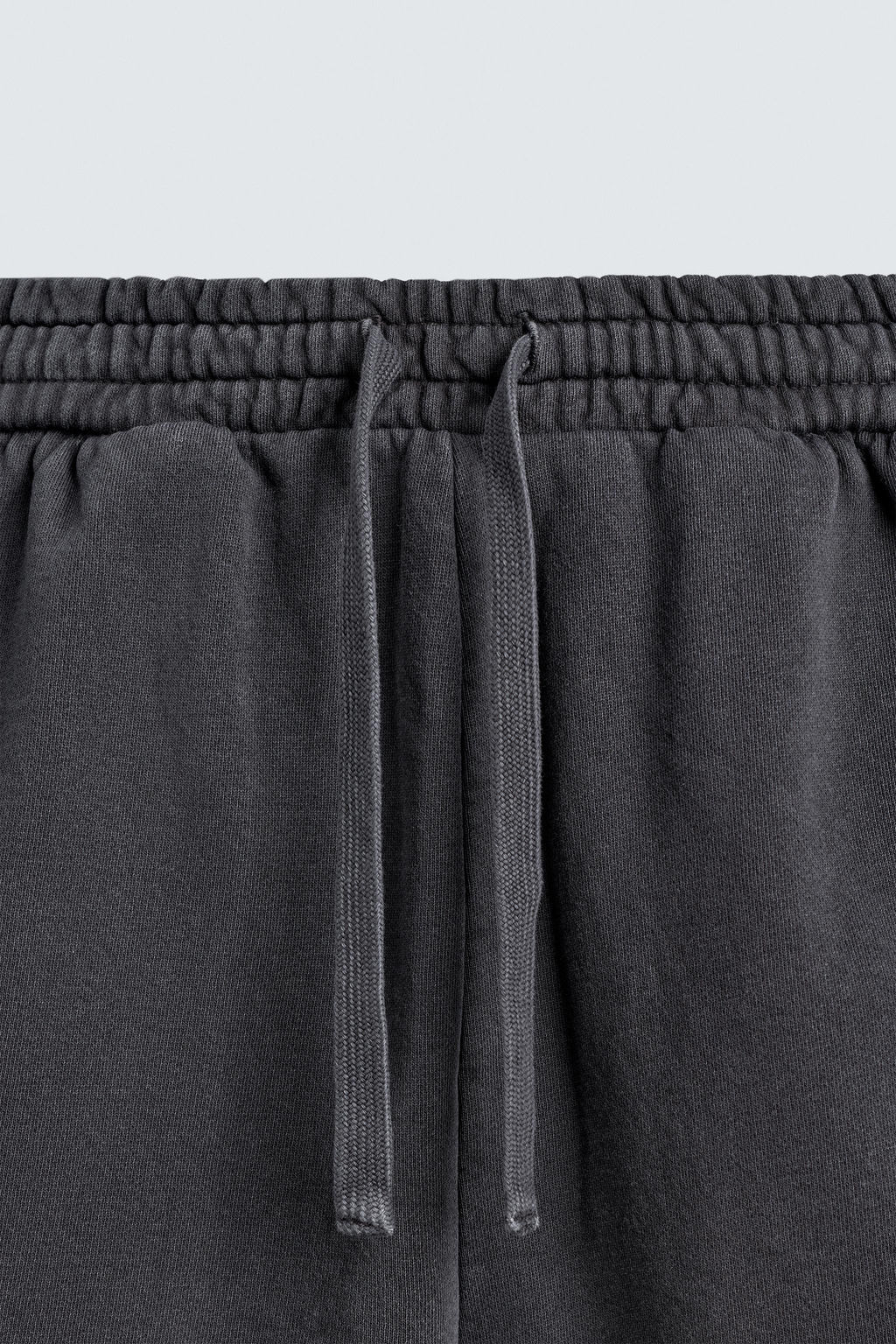 BERMUDA JOGGER B?SICA LAVADA / Antracita oscuro