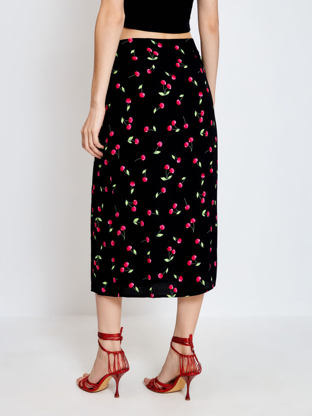 10200180575 Юбка жен. Ayla черный принт - Concept club фото 3