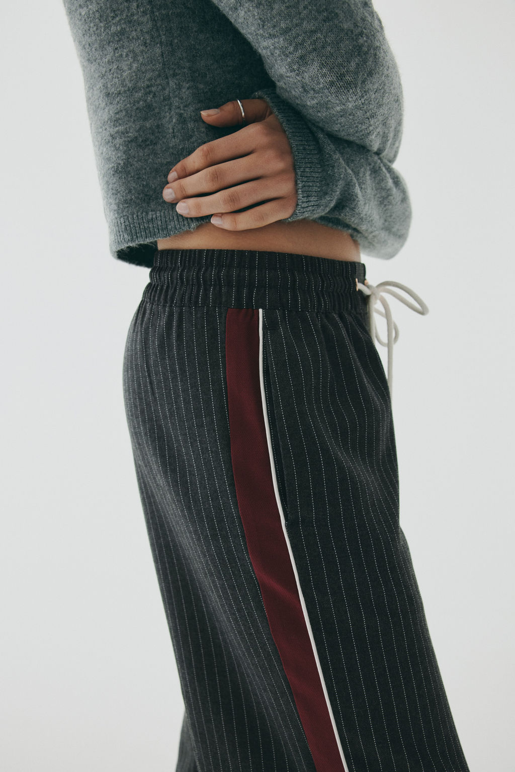 Pantal?n amplio con cord?n de ajuste - H&m фото 5