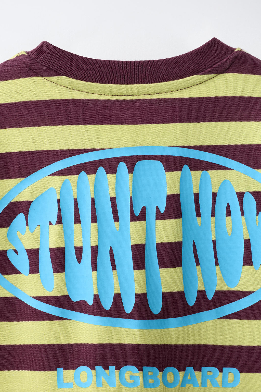 CAMISETA RAYAS ESTAMPADO TEXTO / Amarillo vivo
