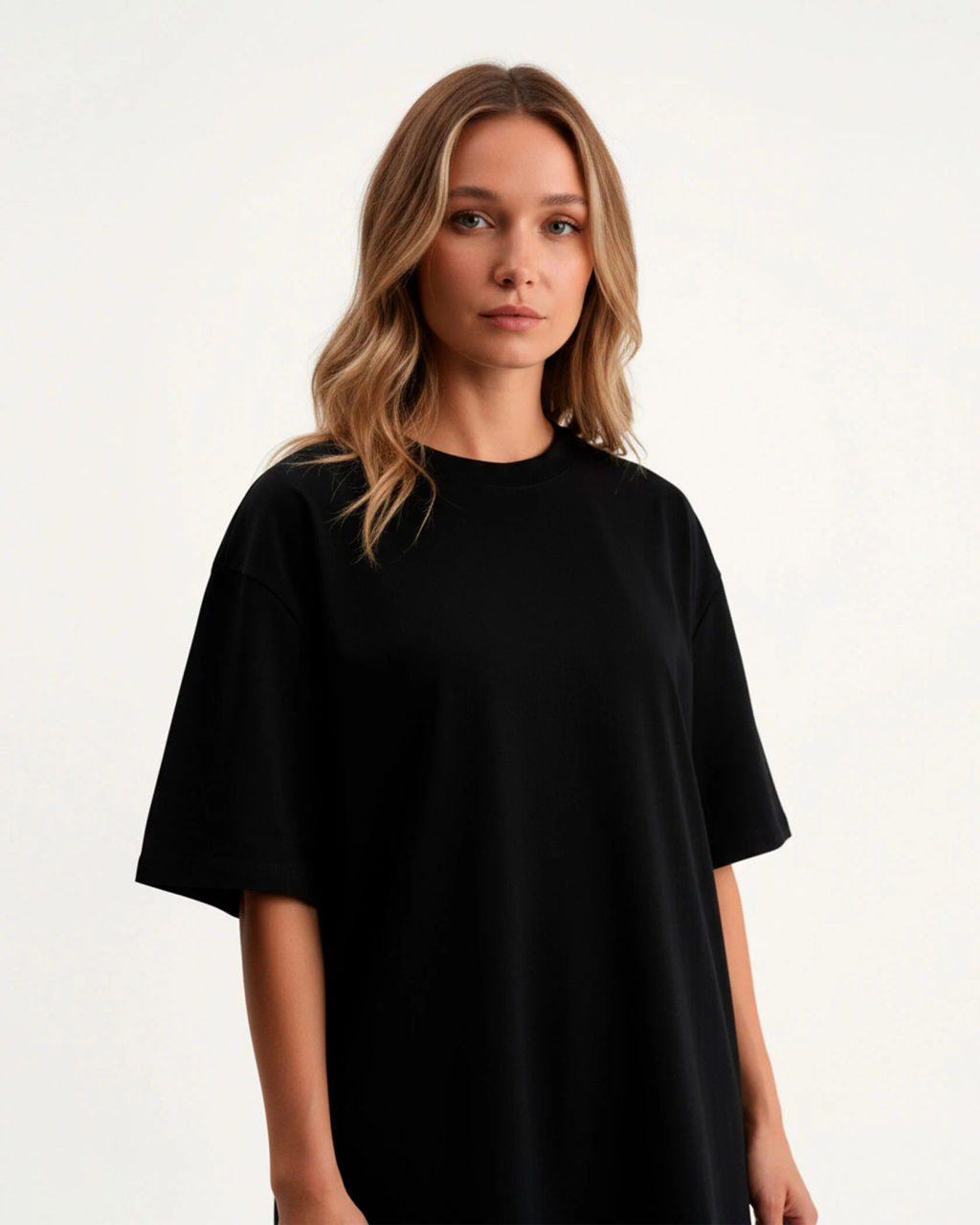 Базовая футболка Oversized