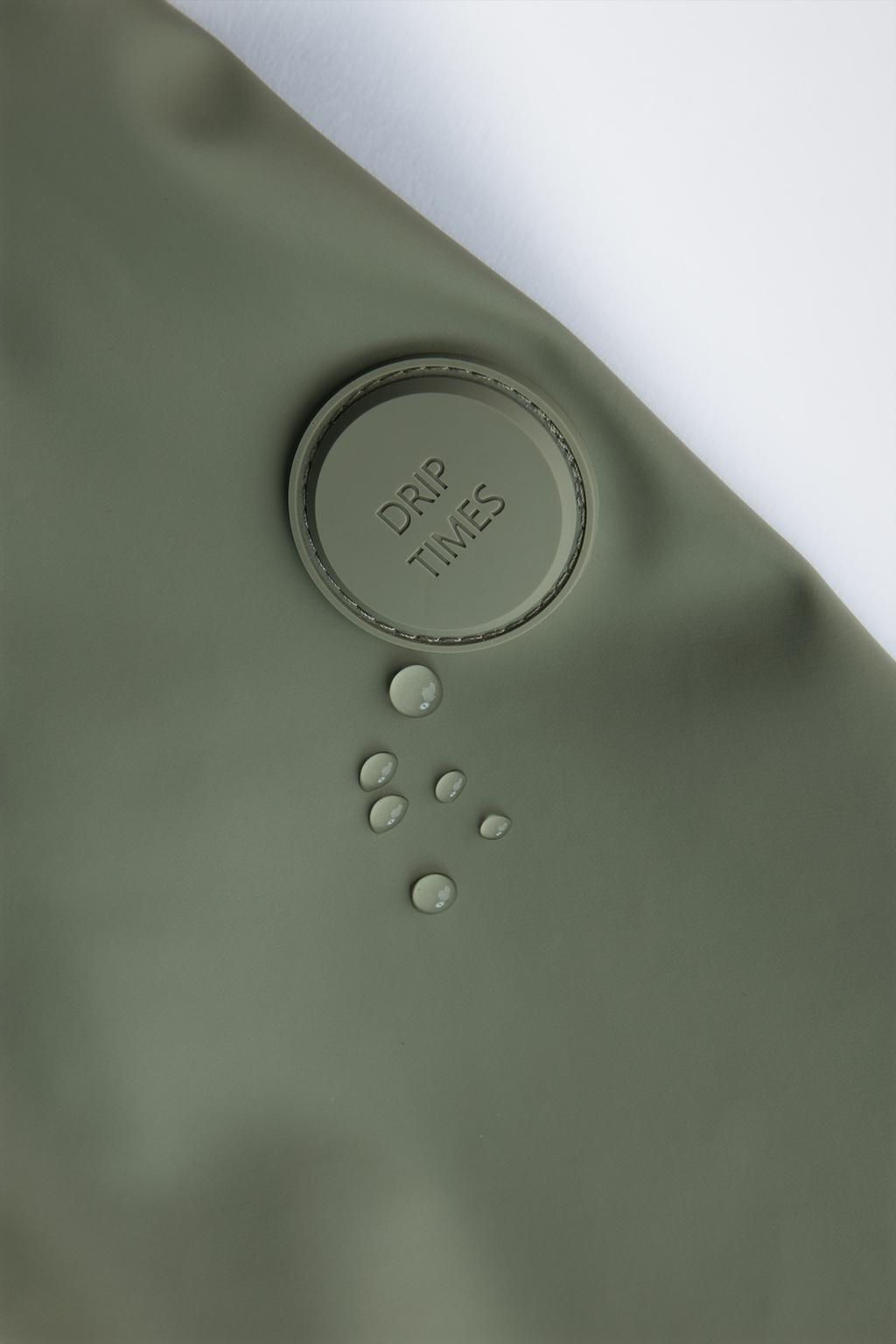 WATER REPELLENT RUBBERIZED PARKA - Zara фото 6