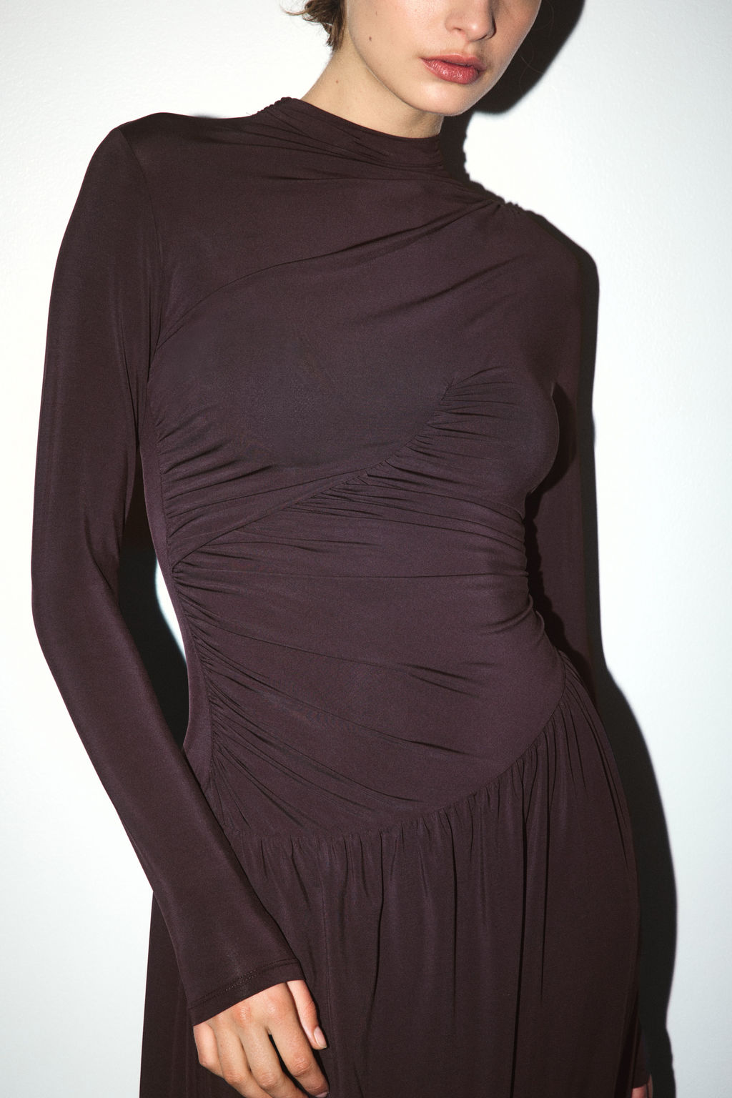 Vestido drapeado de punto - H&m фото 3