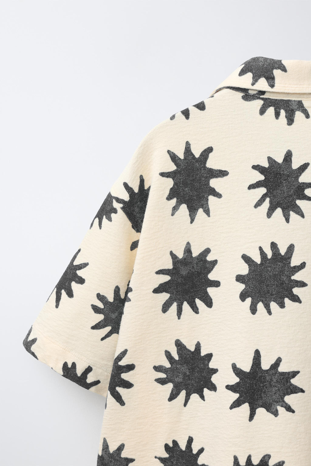 CAMISA ESTAMPADO SOLES / Crudo