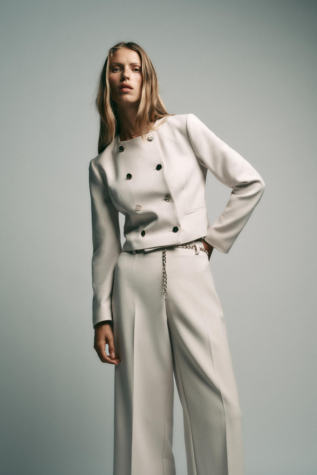 CROPPED TROUSERS WITH CHAIN BELT - Zara фото 5