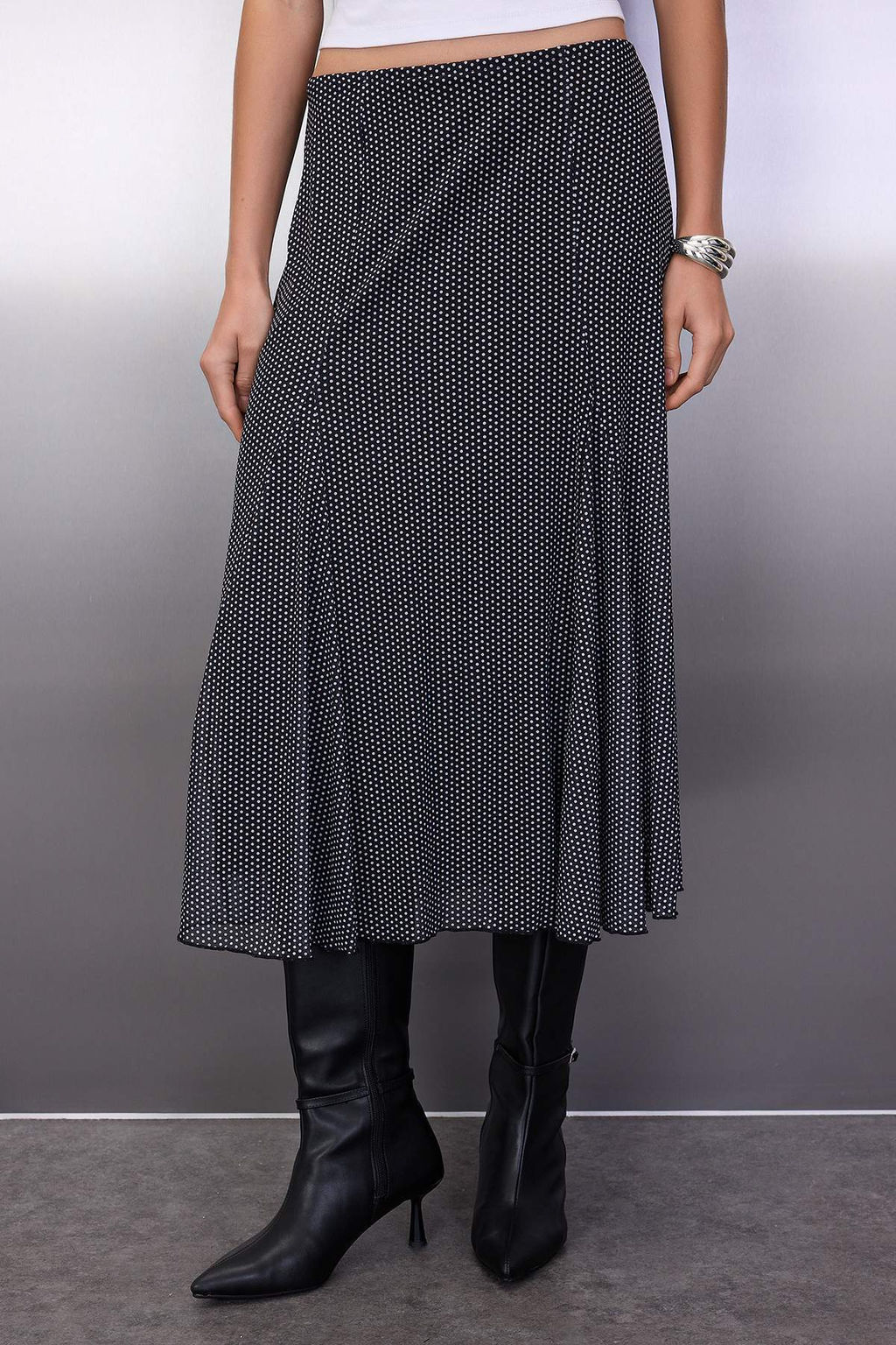 Siyah Puantiyeli Godeli Midi Orme Tul Etek TWOAW26ET00068 - Trendyolmilla фото 5