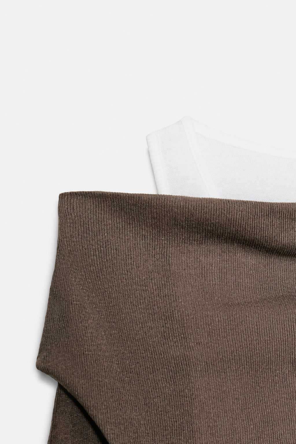 CAMISETA ASIM?TRICA EFECTO DOBLE / Marr?n / Topo - Zara фото 6