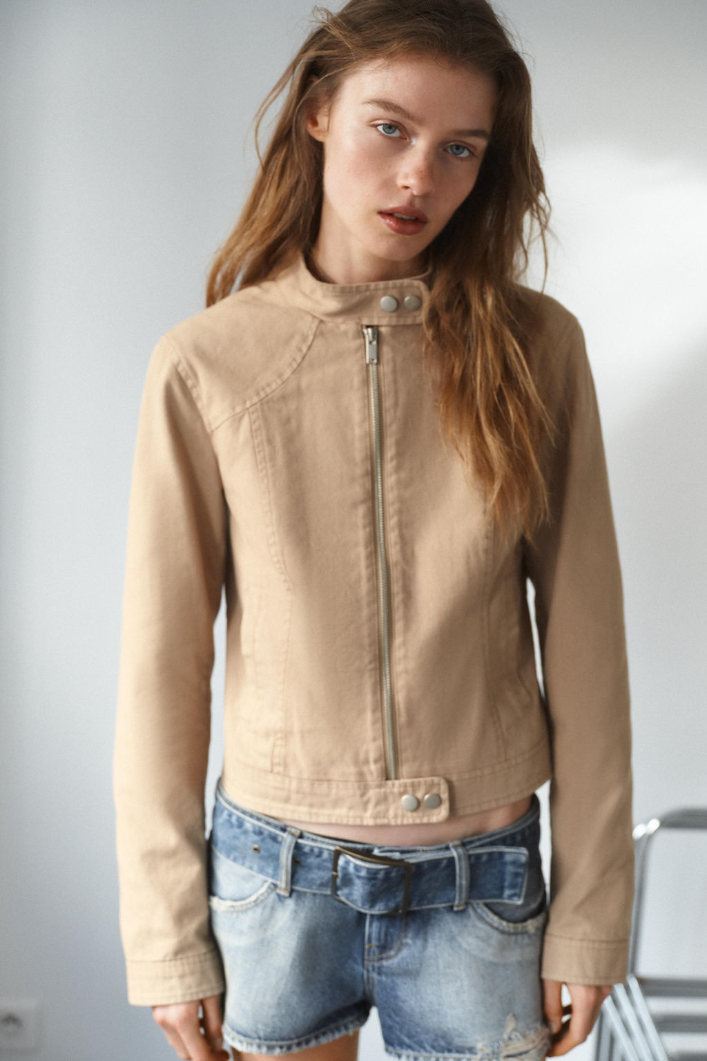 CHAQUETA EFECTO LAVADO / Tostado - Zara фото 10
