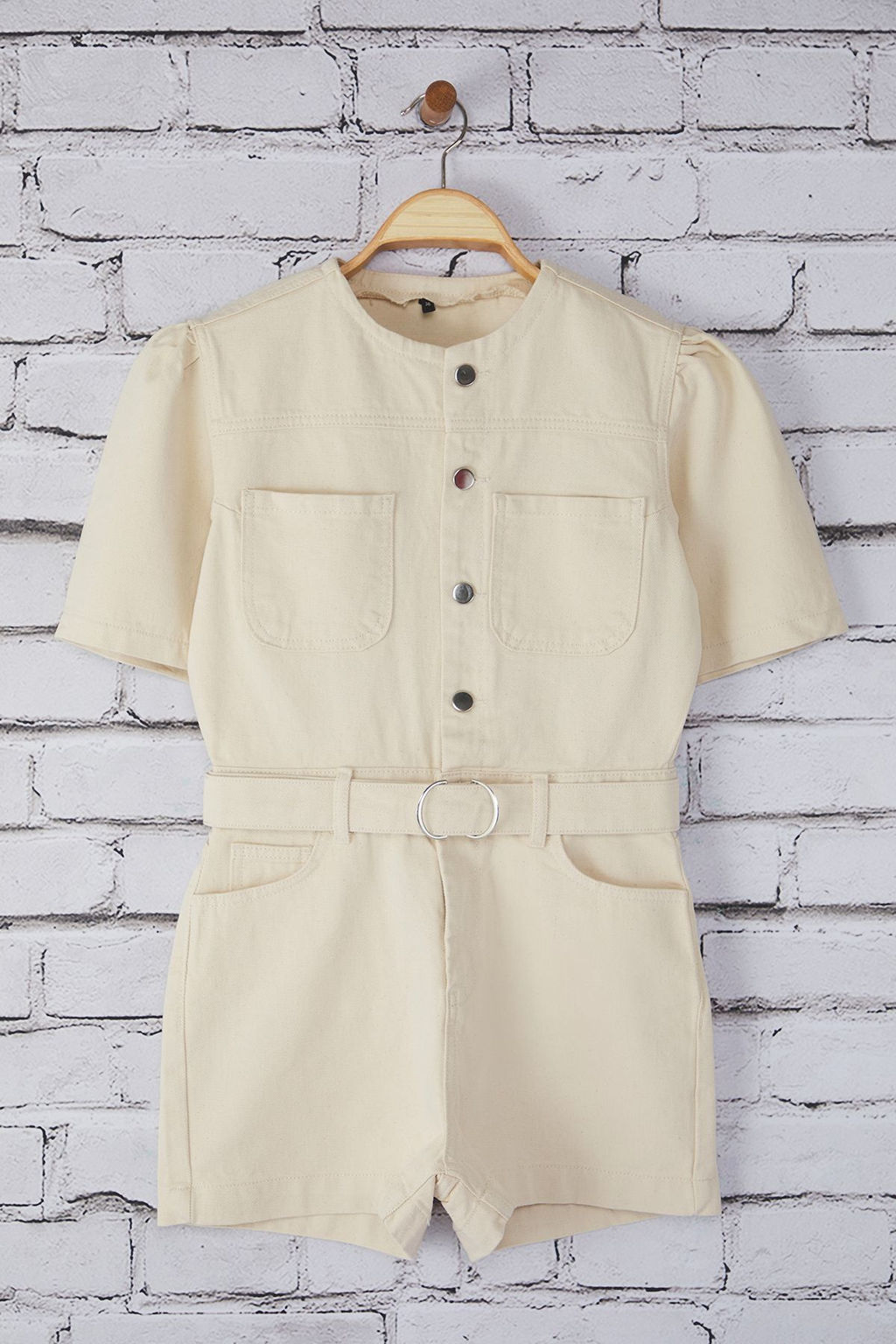 TRENDYOLMILLA Ekru Kemer Tokal? Balon Kol Mini Denim Sort Tulum TWOSS25TU00024  фото 5