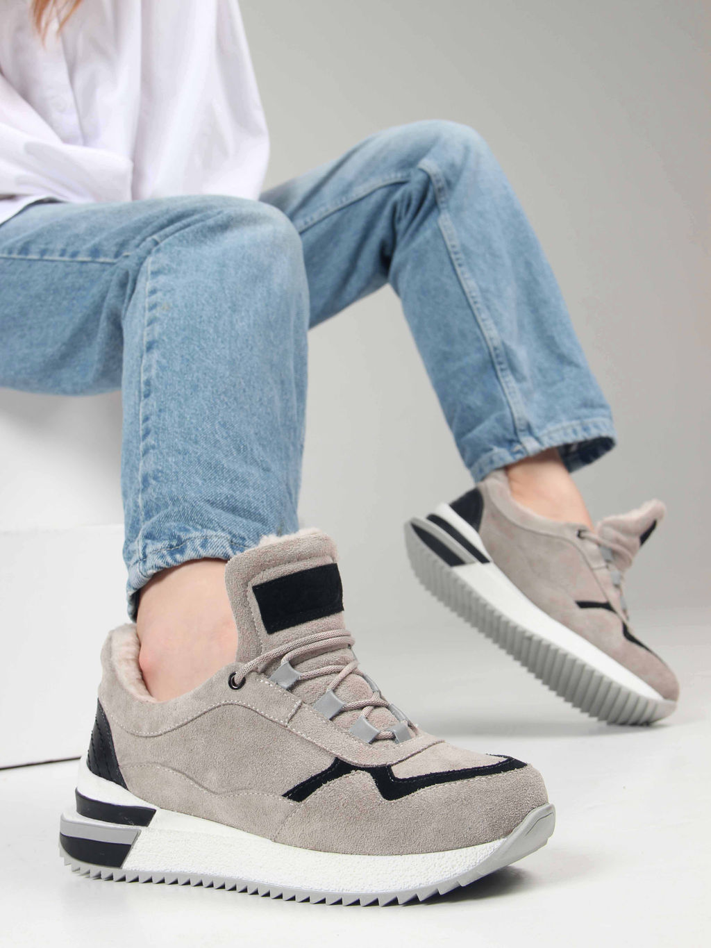 Кроссовки 150.maskgr. каменный замша/Мех