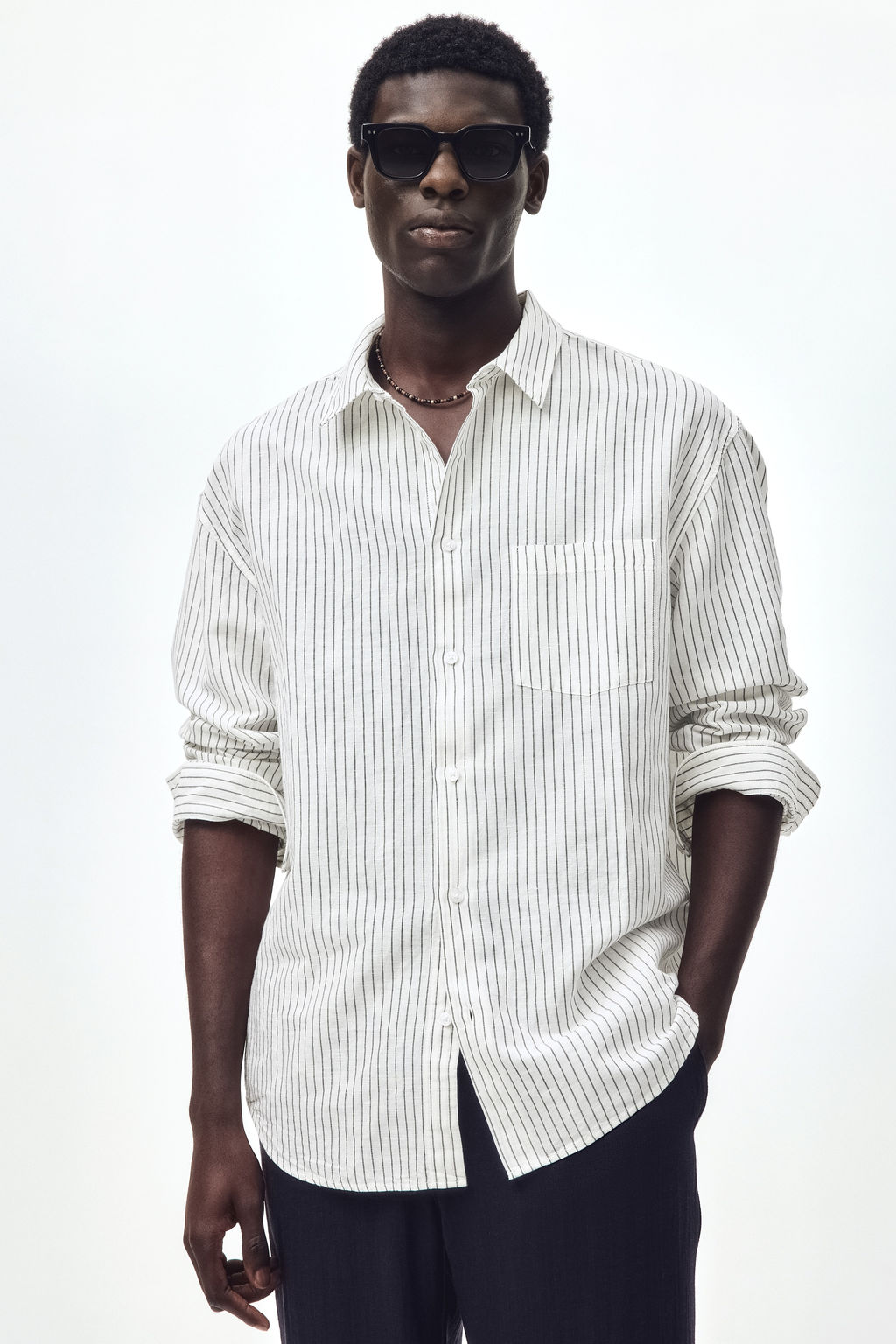 Camisa en mezcla de lino Relaxed Fit - H&m фото 10