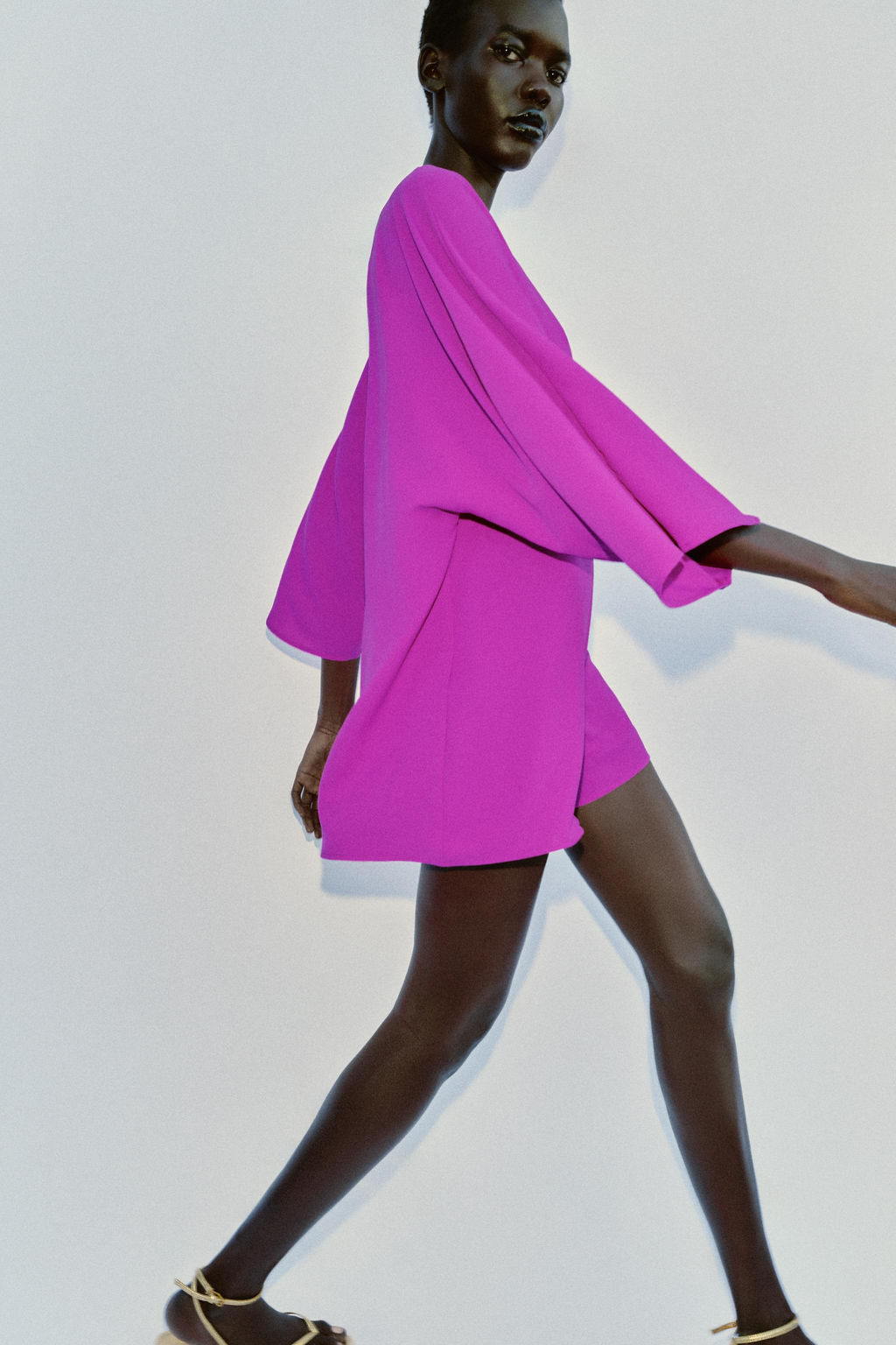 MONO CORTO FORNITURA MANGA ANCHA / Fucsia oscuro - Zara фото 4