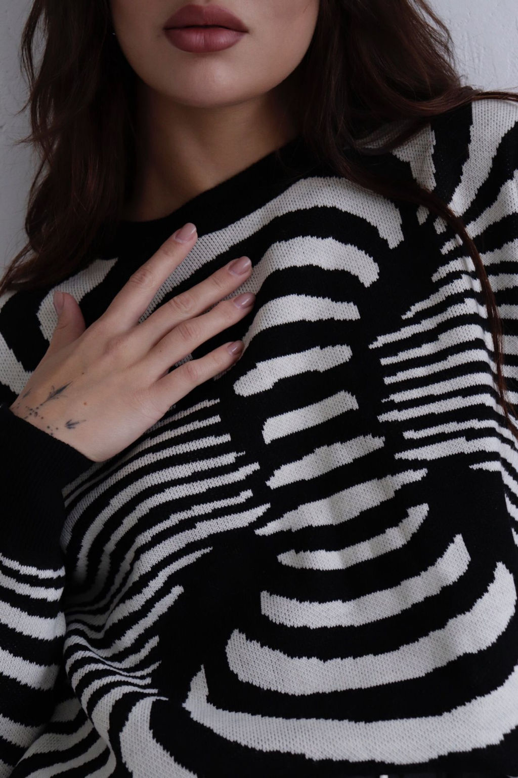 10446 Джемпер чёрно-белый - Martichelli фото 8