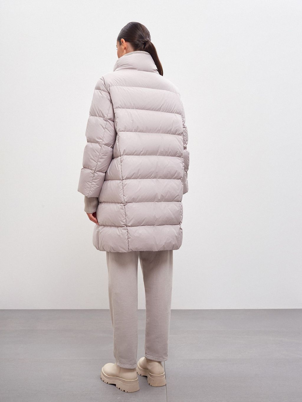 Conso/WDM 220509 - cold grey Пуховое Полупальто фото 4