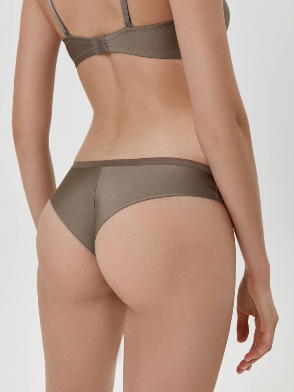 CONTE Трусы танга с низкой линией талии DAY BY DAY RP6115 черный - Conte elegant фото 14