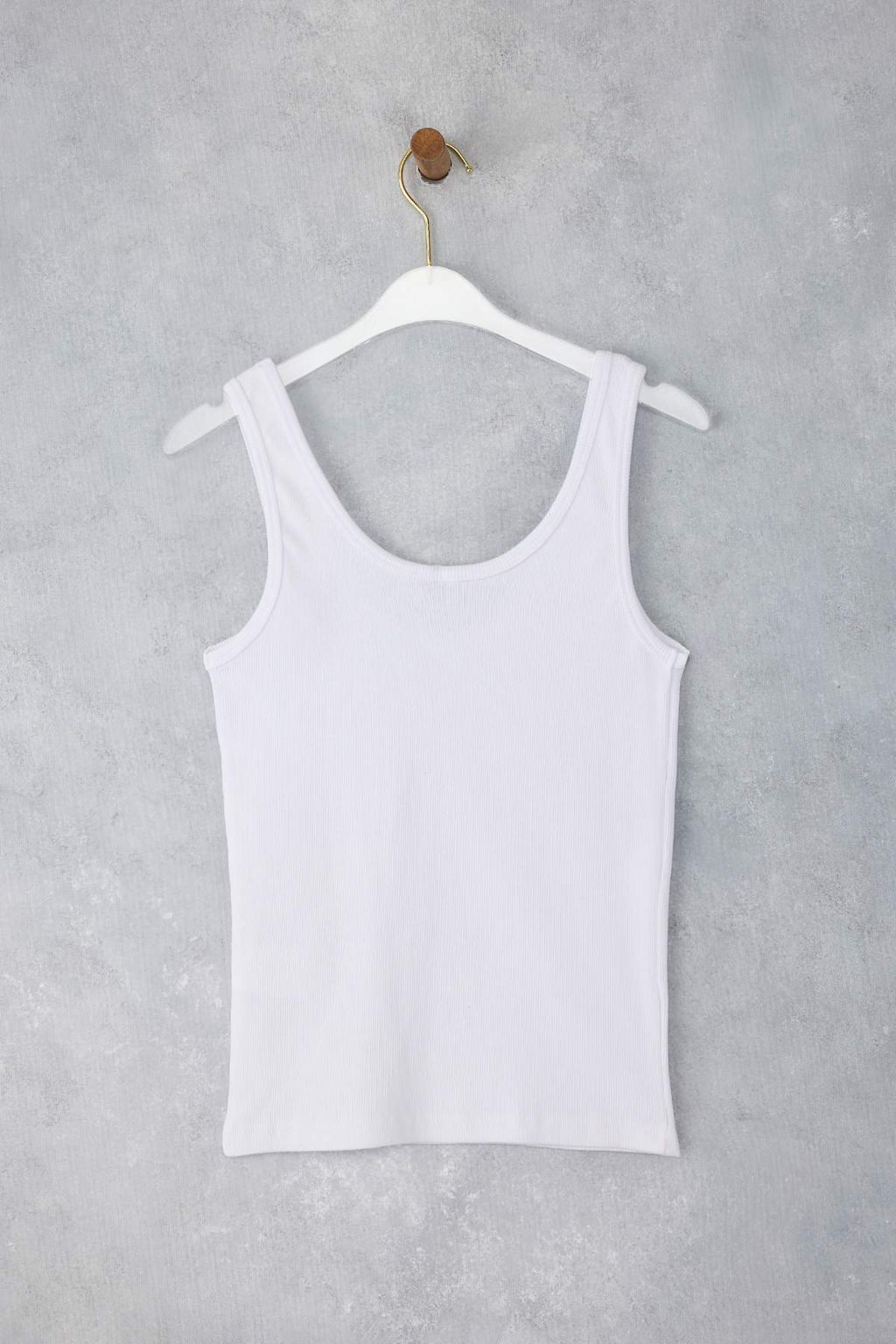 Beyaz Fitted/Vucuda Oturan Havuz Yaka Fitilli Esnek Orme Atlet TWOSS22AL0042