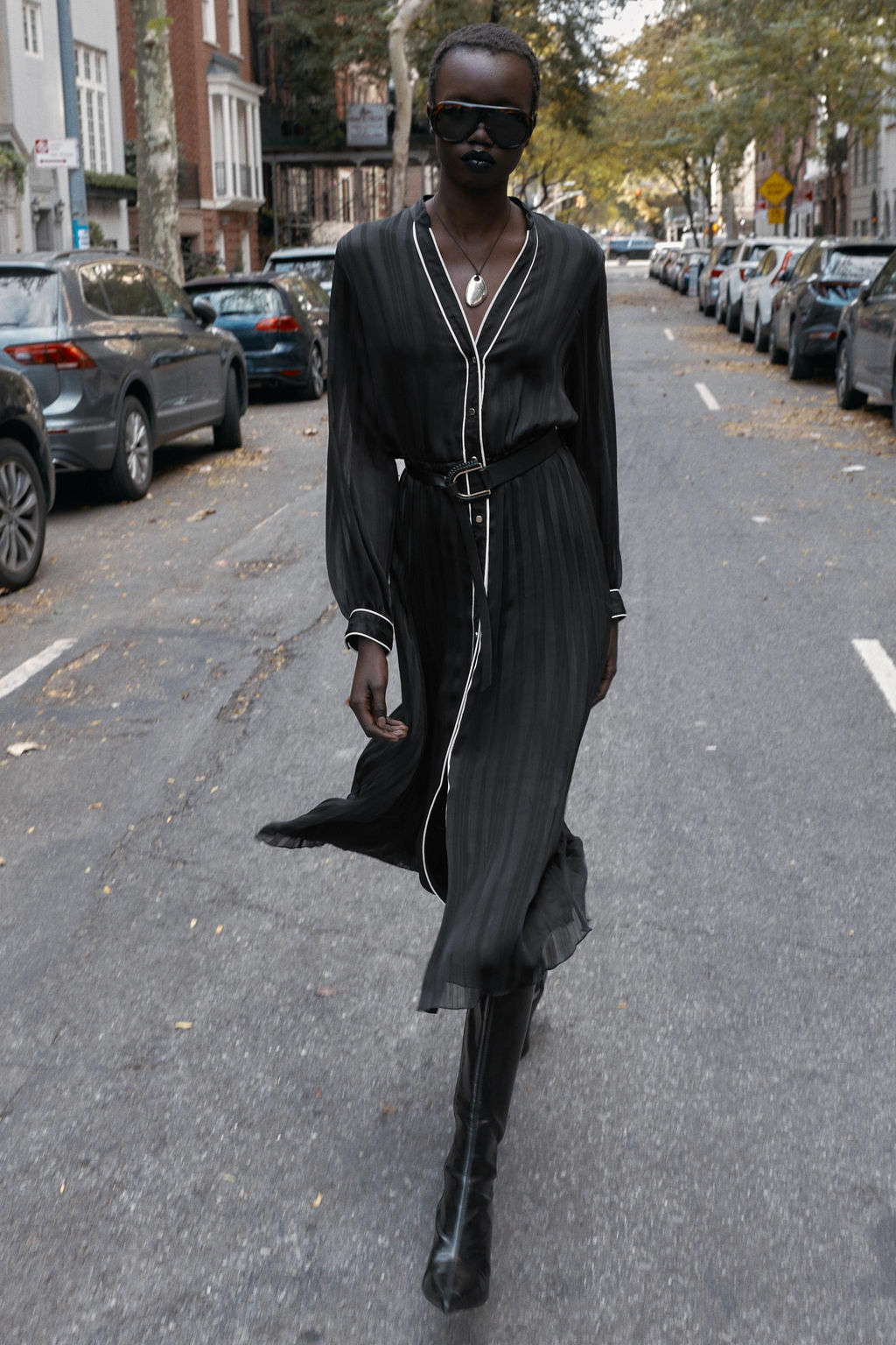 PLEATED MIDI DRESS WITH CONTRAST PIPING BELT - Zara фото 9