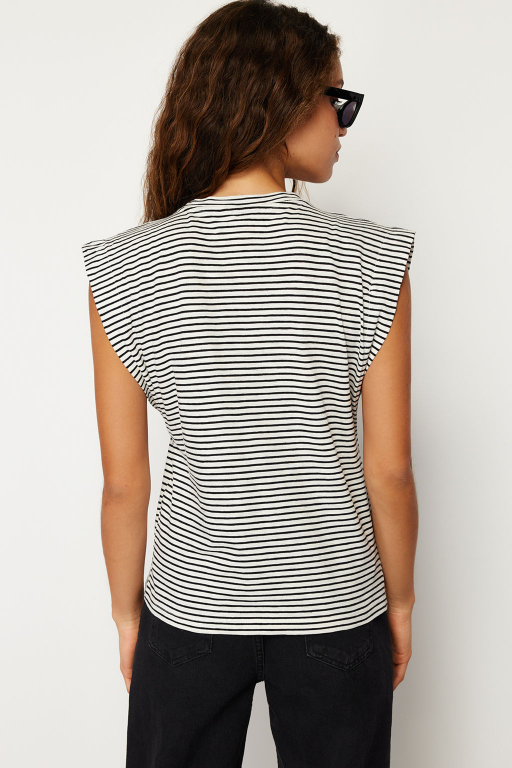 Cok Renkli %100 Pamuk Cizgili Vatka Gorunumlu Basic Bisiklet Yaka Orme T-Shirt TWOSS20TS0021