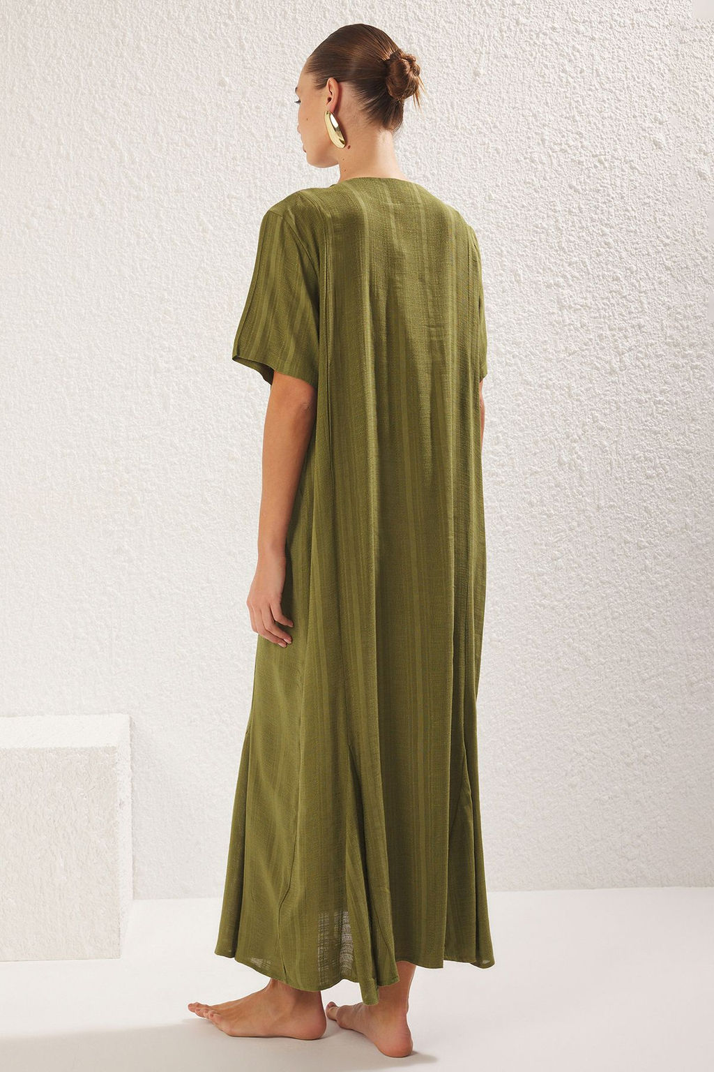 Haki Dokuma Baglama Detayl? Maxi Plaj Elbise TBESS25EL00022