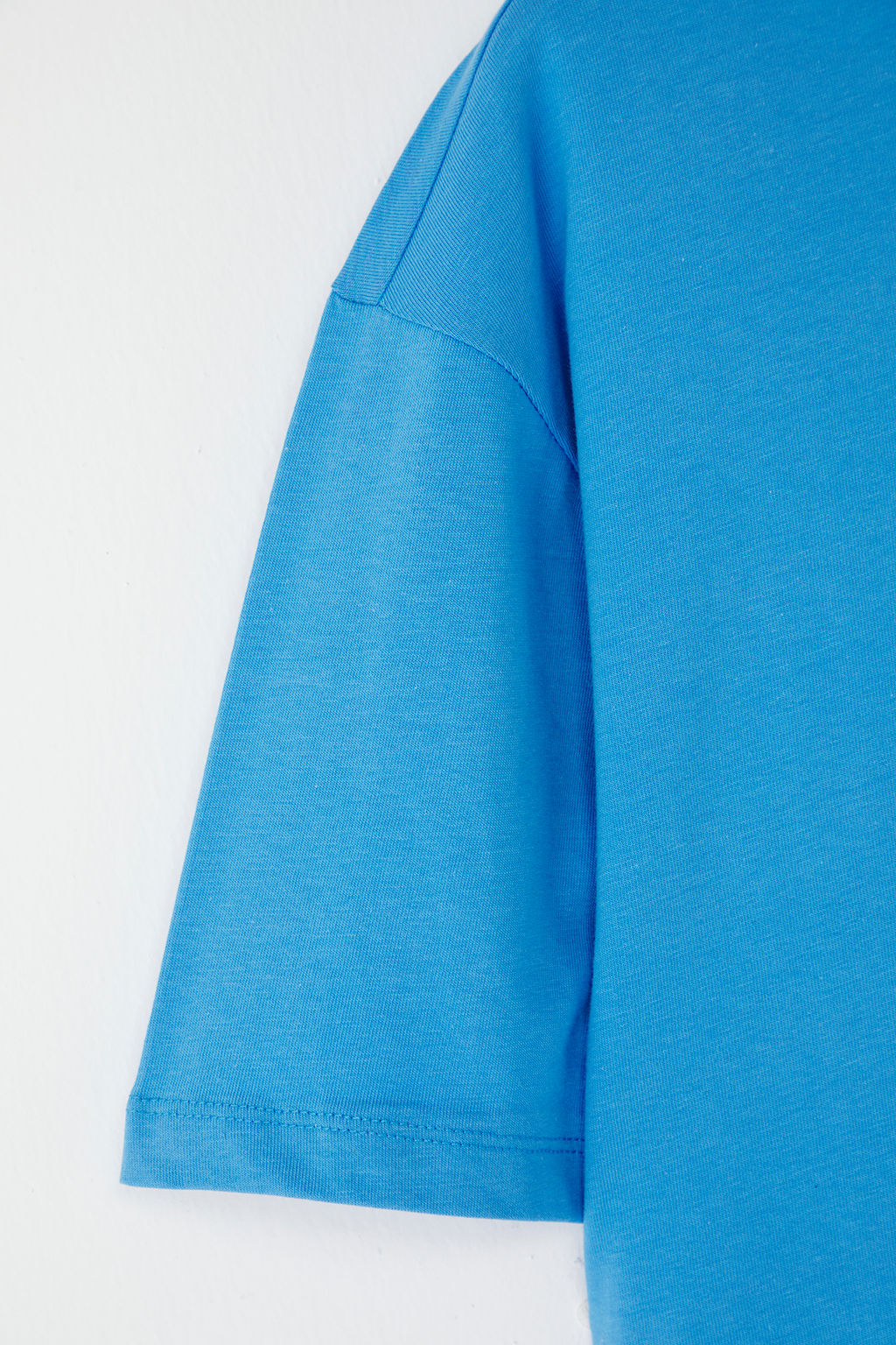 Mavi Oversize/Genis Kesim Penguen Nak?sl? %100 Pamuklu T-Shirt TMNSS23TS00243