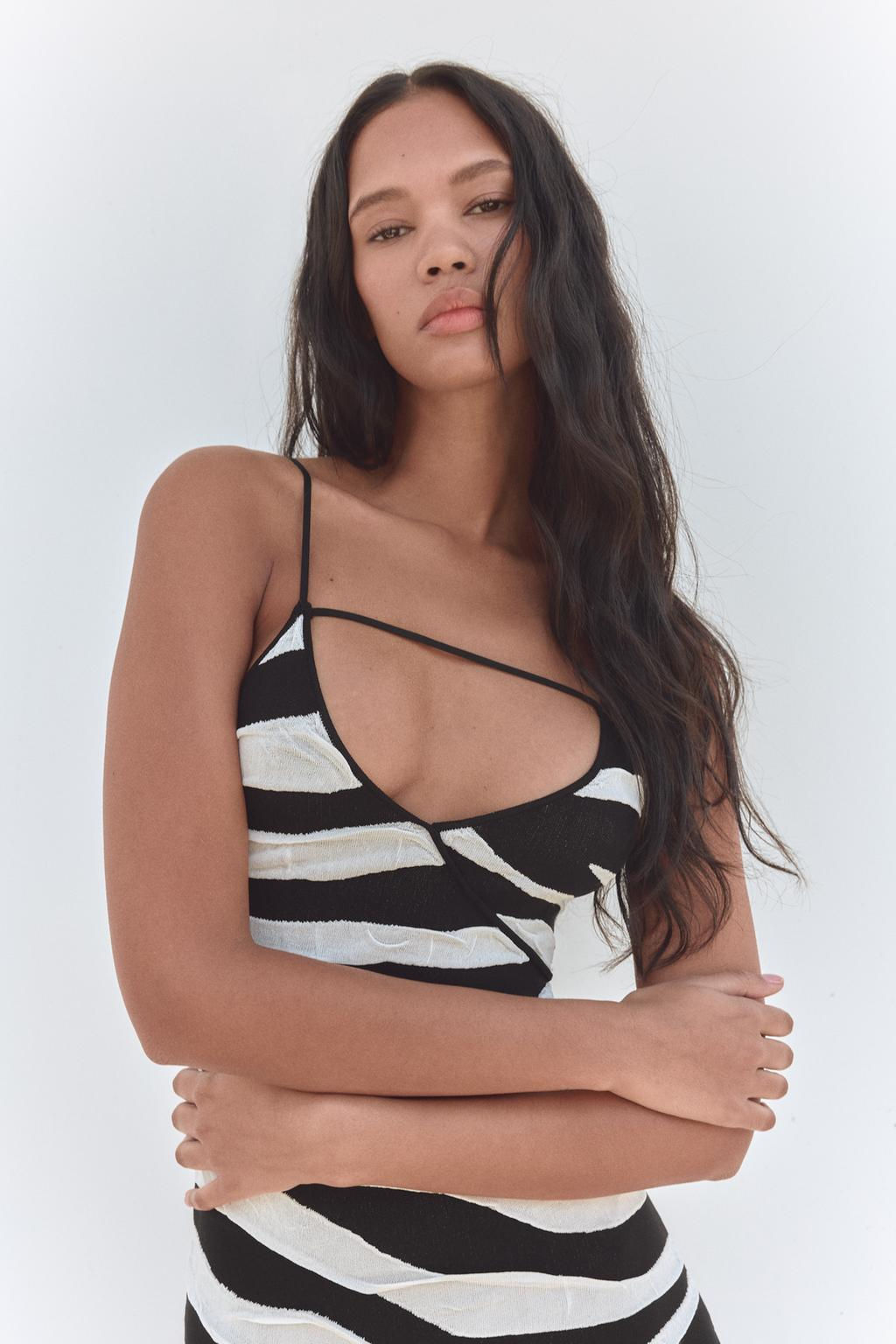 CREASED-EFFECT KNIT DRESS - Zara фото 2