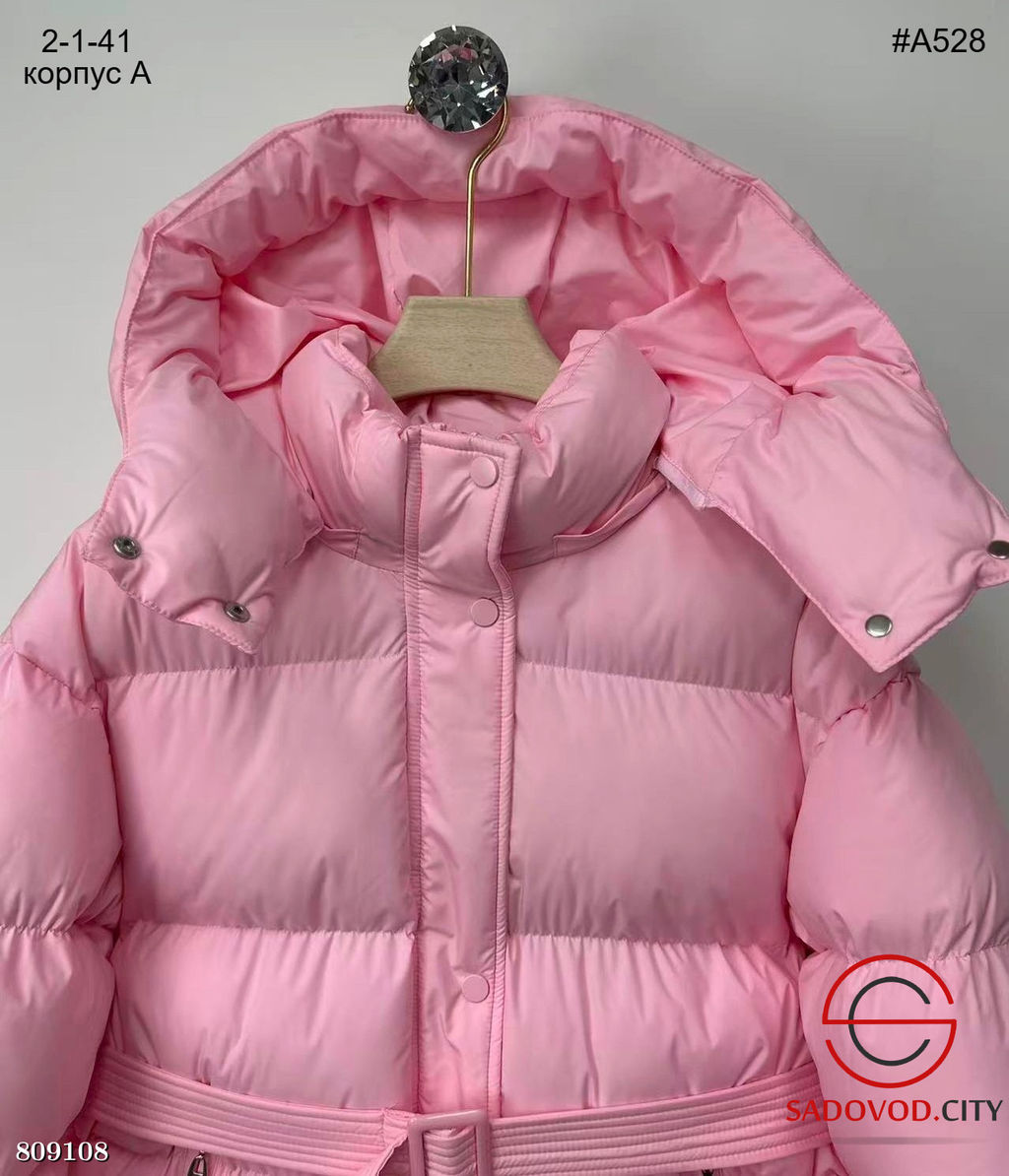 Тёплая зимняя куртка с глубоким капюшоном. - Bruno фото 5