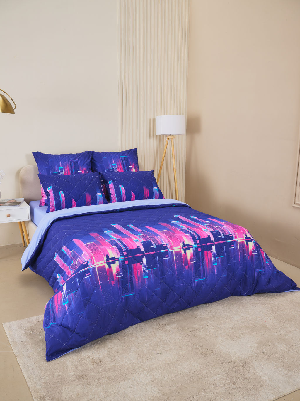 Постельное белье зима-лето из поплина с простыней на резинке - Сити Найт 2 сп.с прост.на резинке 180*200*25 (нав.70х70)