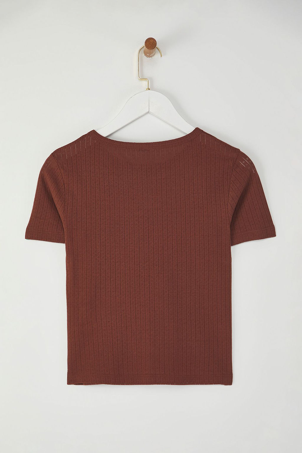 Trendyolmilla Kahverengi Kontrast Nak?s Detayl? Fitted Esnek Orme Bluz TWOSS25BZ00236