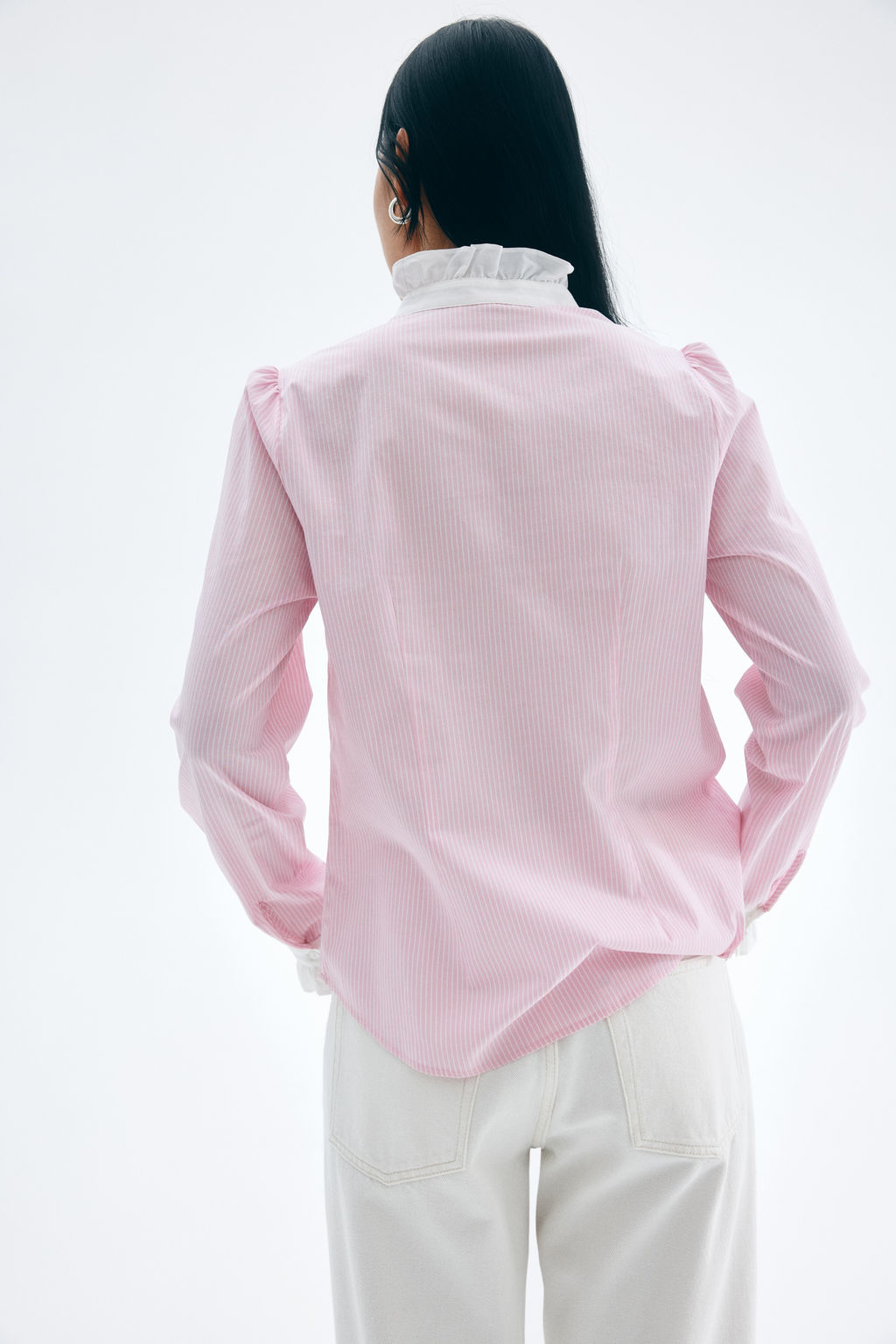 Blusa con cuello de volantes - H&m фото 5