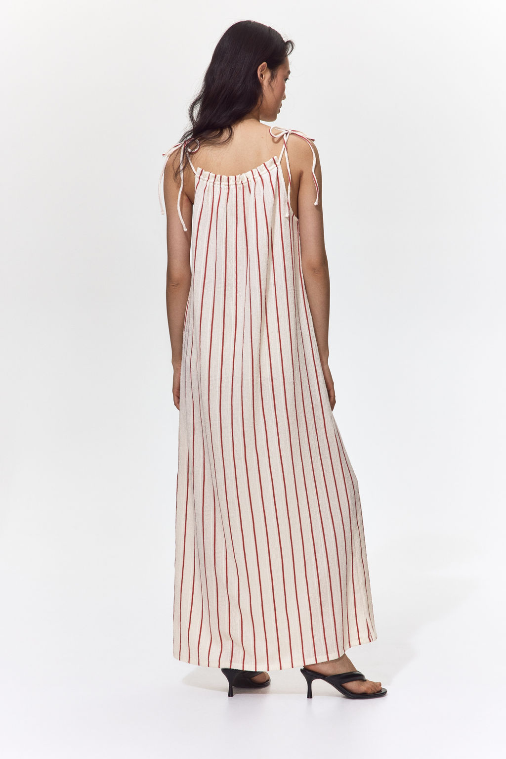 Vestido efecto arrugado con tirantes de lazo - H&m фото 8