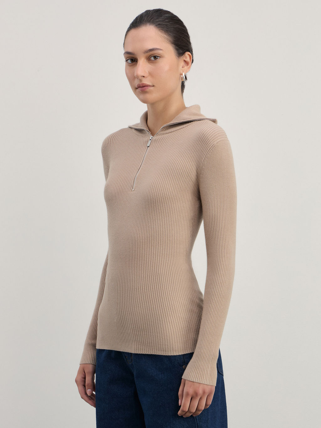 Джемпер в рубчик с молнией / Zarina  фото 4